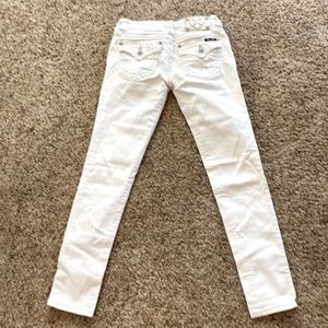 Miss Me Jeans! White with silver stitching. Size 27